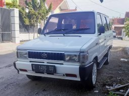 Jawa Barat, jual mobil Toyota Kijang 1996 dengan harga terjangkau 2