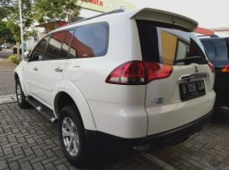 Dijual Cepat Mitsubishi Pajero Sport 2.5L Dakar 2015, Bekasi  3