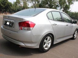 Dijual Cepat Honda City 1.5 S AT 2010 Silver, DKI Jakarta 7