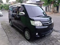 Mobil Daihatsu Luxio 2012 X dijual, Jawa Tengah 8