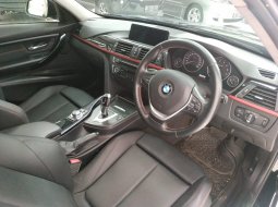 Dijual cepat BMW 3 Series 320i Sport F30 AT 2013 bekas, DIY Yogyakarta 1