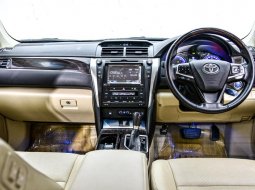 Dijual cepat Toyota Camry 2.5 Hybrid 2017 terbaik, DKI Jakarta 1