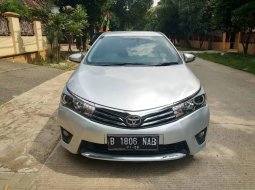 Jual Cepat Toyota Corolla Altis V AT 2014 di DKI Jakarta 7