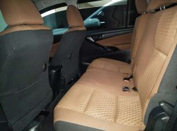 Jual mobil bekas murah Toyota Kijang Innova 2.4G 2018 di Jawa Timur 2