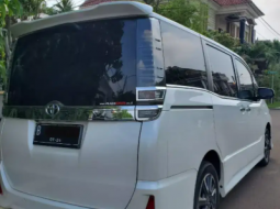 Jual Mobil Toyota Voxy 2019 di DKI Jakarta 3