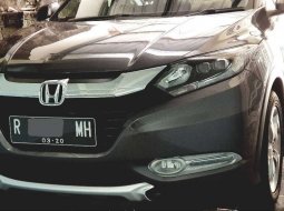 Mobil Honda HR-V 2015 E CVT dijual, Jawa Tengah 3