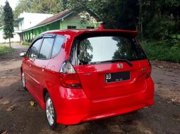 Jual cepat Honda Jazz VTEC 2006 di Jawa Tengah 9