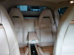 Mobil Porsche Panamera 2012 dijual, Jawa Timur 2