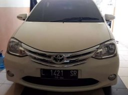 Jual cepat Toyota Etios Valco E 2014 di Jawa Timur 2