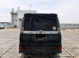 Dijual mobil Toyota Voxy 2019 terbaik, DKI Jakarta 2