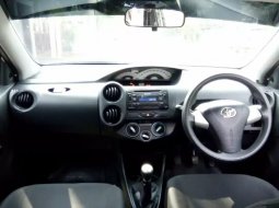 Jual Cepat Toyota Etios Valco E MT 2013 di DKI Jakarta 4