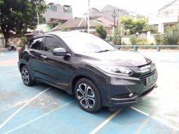 Dijual Mobil Honda HR-V 1.8L Prestige AT 2015 di DKI Jakarta 2