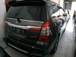 Dijual Mobil Toyota Kijang Innova V 2014 di DIY Yogyakarta 3
