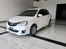 Dijual Mobil Toyota Etios Valco G 2015 di Bekasi 5