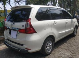 Dijual Mobil Toyota Avanza G Luxury 2017 di Jawa Timur 4