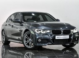 Dijual Mobil BMW 3 Series 330i Sport 2019 di DKI Jakarta 1