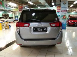 Dijual Mobil Toyota Kijang Innova 2.4G Diesel MT 2018 di Jawa Timur 2