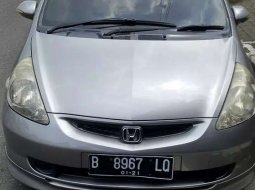 Mobil Honda Jazz 2006 VTEC terbaik di Jawa Tengah 4