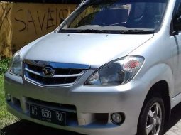 Jawa Timur, jual mobil Daihatsu Xenia Li DELUXE 2007 dengan harga terjangkau 4