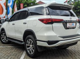 Jual Mobil Toyota Fortuner VRZ 2016 di Jawa Tengah 4