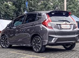 Jual Mobil Honda Jazz RS 2017 di Jawa Barat 4