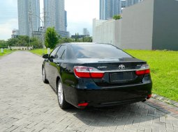 Jual Mobil Bekas Toyota Camry V 2015 di Jawa Timur 3