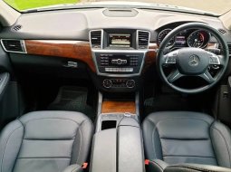 Dijual cepat Mercedes-Benz M-Class ML 400 AMG FULL SPEC Matic 2014, Jawa Timur 5