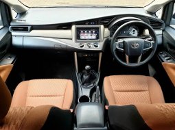 Jual mobil Toyota Kijang Innova 2.0 G MT 2016 terbaik, Jawa Timur 5