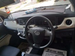 Jual cepat Daihatsu Sigra R 2017 di Jawa Tengah 9