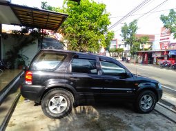 Jual Mobil Kesayangan Ford Escape XLT Manual 2003, Jawa Barat 6