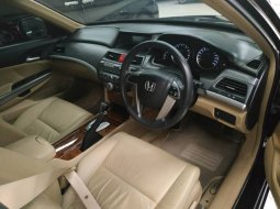 Dijual cepat Honda Accord 1.6 Automatic 2011, DIY Yogyakarta 4