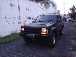 Jual Jeep Cherokee Limited 1995 harga murah di Jawa Timur 10