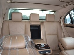 Dijual Mobil Mercedes-Benz S-Class S 350 2007 Terawat, DKI Jakarta 2