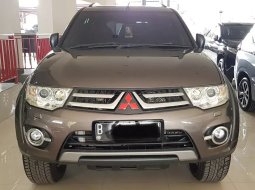 Dijual Cepat Mitsubishi Pajero Sport Dakar AT 2014 di Bekasi 4