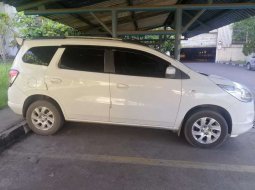 Jual mobil bekas murah Chevrolet Spin LTZ 2014 di Banten 5