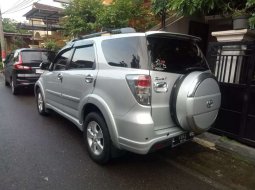 Jawa Timur, jual mobil Toyota Rush G 2011 dengan harga terjangkau 1