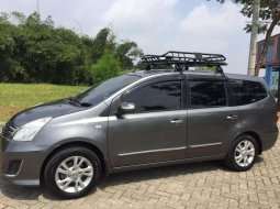 Mobil Nissan Grand Livina 2012 XV Ultimate terbaik di Jawa Barat 2