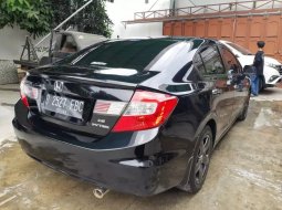 Dijual cepat Honda Civic 1.8 FB2 AT 2013 terbaik, Bekasi 3