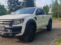 Mobil Ford Ranger 2014 RAS terbaik di Jawa Tengah 6