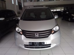 Dijual Mobil Honda Freed PSD 2010 di DIY Yogyakarta 7