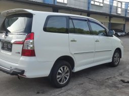 Dijual Cepat Toyota Kijang Innova 2.0 V AT 2015 di Bekasi 6