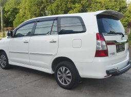 Dijual Cepat Toyota Kijang Innova 2.0 V AT 2015 di Bekasi 1