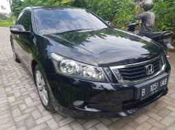 Jual Mobil Bekas Honda Accord 2.4 VTi-L 2010 di DIY Yogyakarta 5