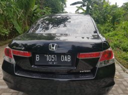 Jual Mobil Bekas Honda Accord 2.4 VTi-L 2010 di DIY Yogyakarta 2