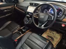 Dijual mobil bekas Honda CR-V Turbo Prestige, Jawa Timur  7