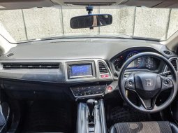 Jual Mobil Bekas Honda HR-V E 2017 di Depok 3