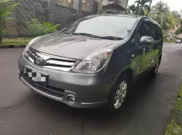 Dijual Cepat Nissan Grand Livina Ultimate 2012 di Depok 2