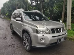 Dijual Cepat Nissan X-Trail XT 2010 di Depok 1