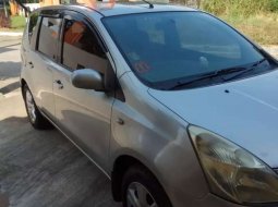 Mobil Nissan Livina 2011 XR dijual, Jawa Tengah 7