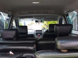 Jual mobil bekas murah Daihatsu Xenia R STD 2017 di Jawa Tengah 5